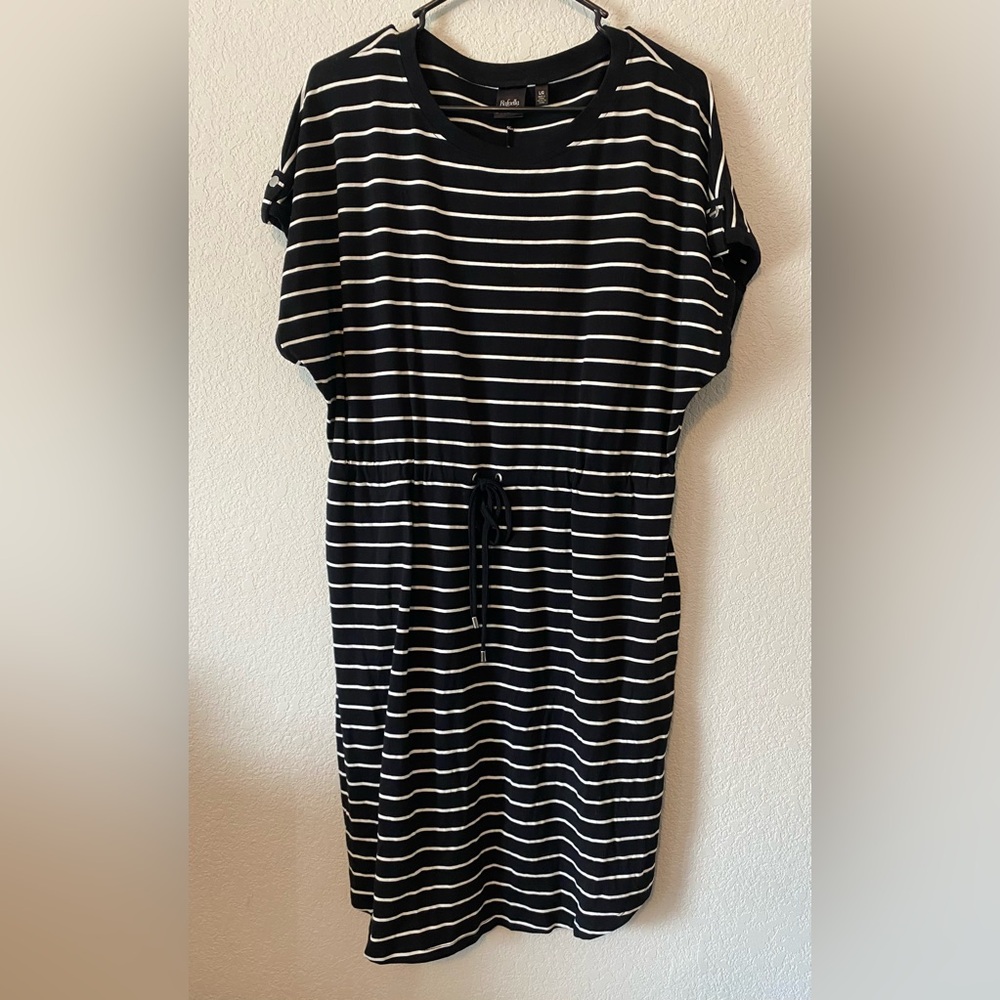Rafaella Black and White Striped Mid Length Loose Drawstring Dress Size L